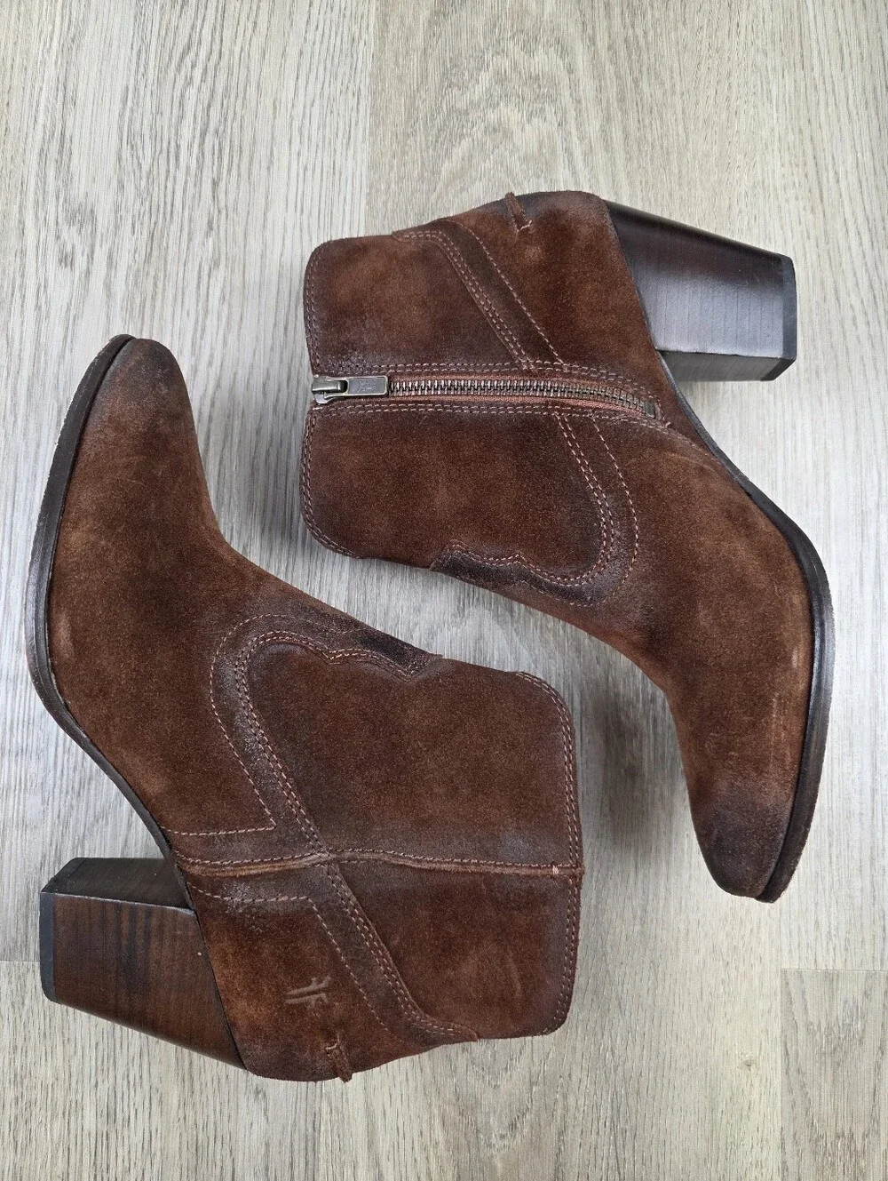 Frye Renee Seam Ankle Booties Size 9